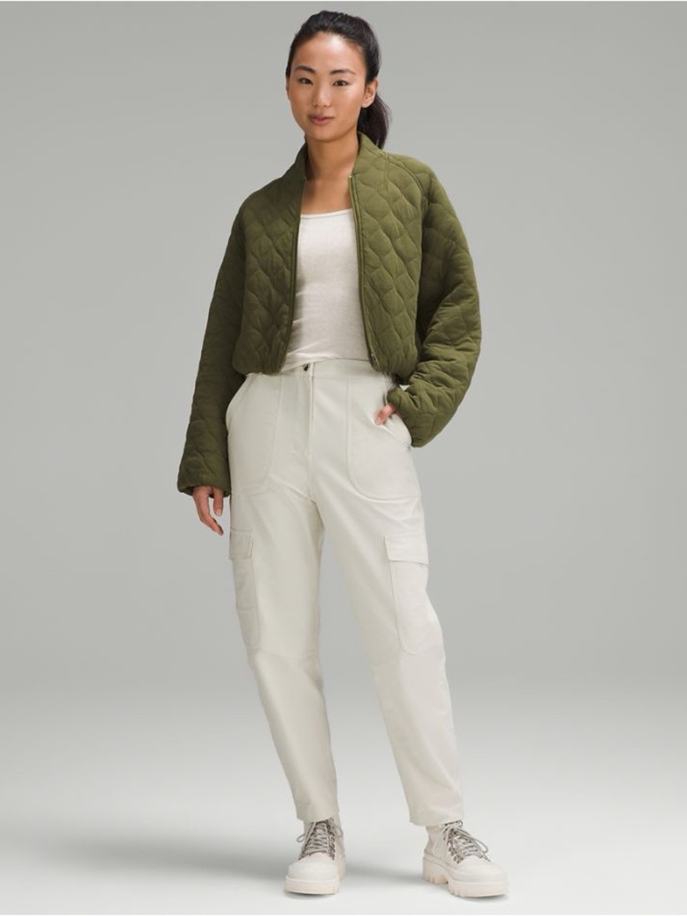 Lululemon Light Utilitech Cargo Pocket High-Rise Pant Size 26